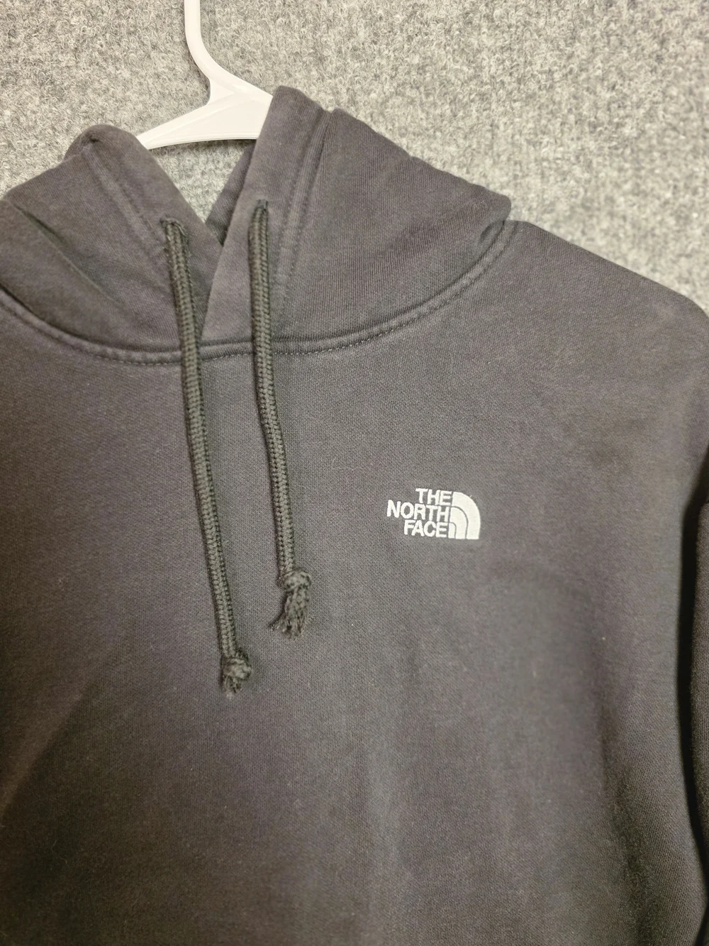 The North Face Circular Design Men Small Black Logo Pullover Hoodie Fleece